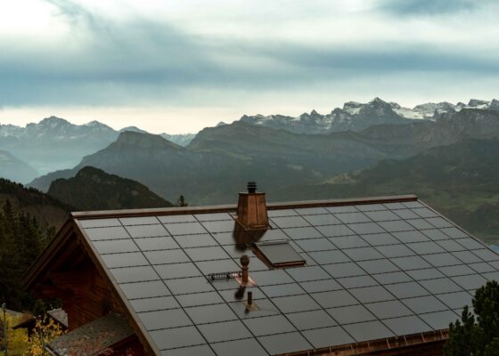 Photo sport light solar cell