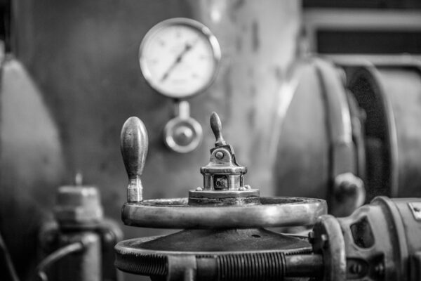 Photo Vacuum Hardening