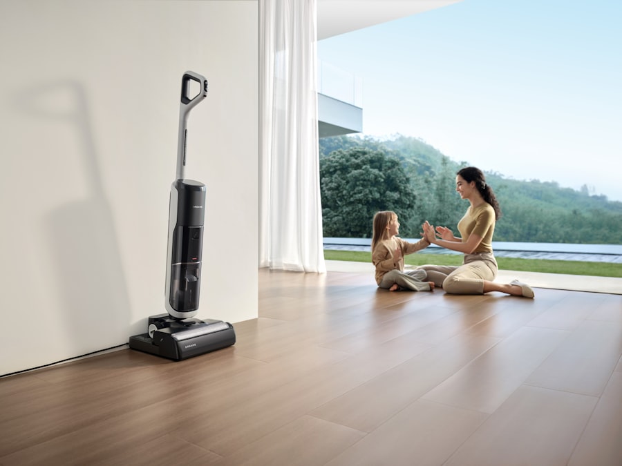 Photo cordless vacuum