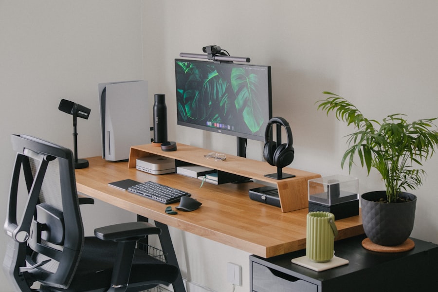 Photo office desk setup