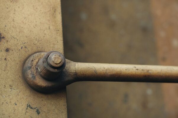 Photo cup hinge installation tutorial